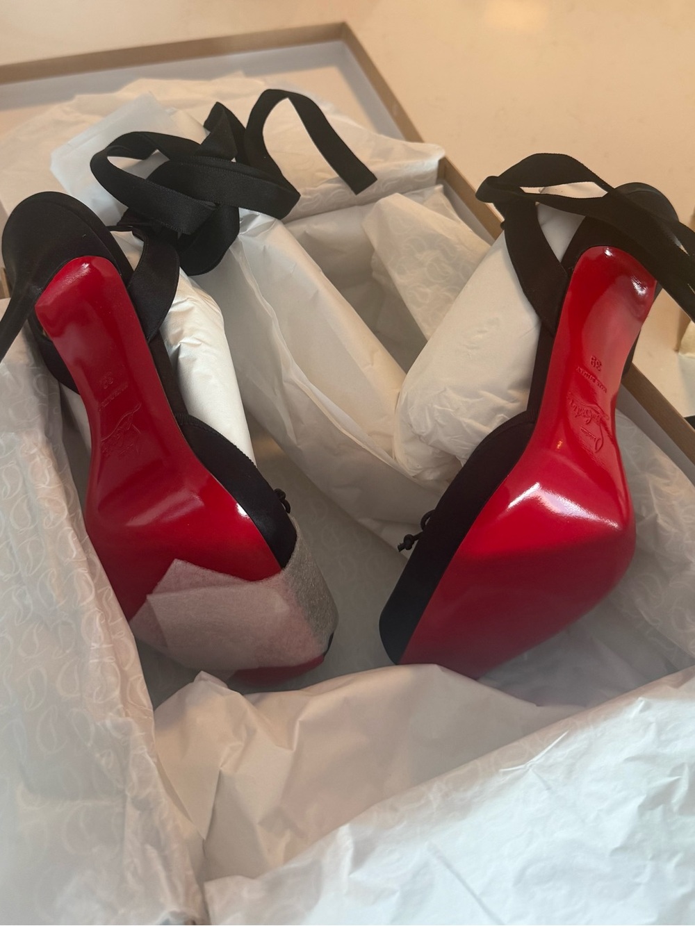Christian Louboutin Cassia Heel - Picture 9 of 15